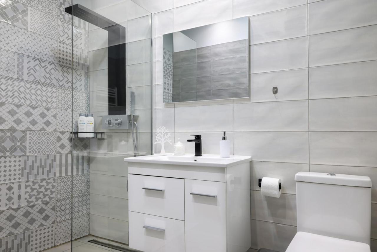 Comfort & Relax Apartment In Athens Riviera Exteriér fotografie